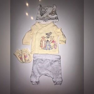 Premiere Winnie The Pooh & Friends 3 piece Outfit!